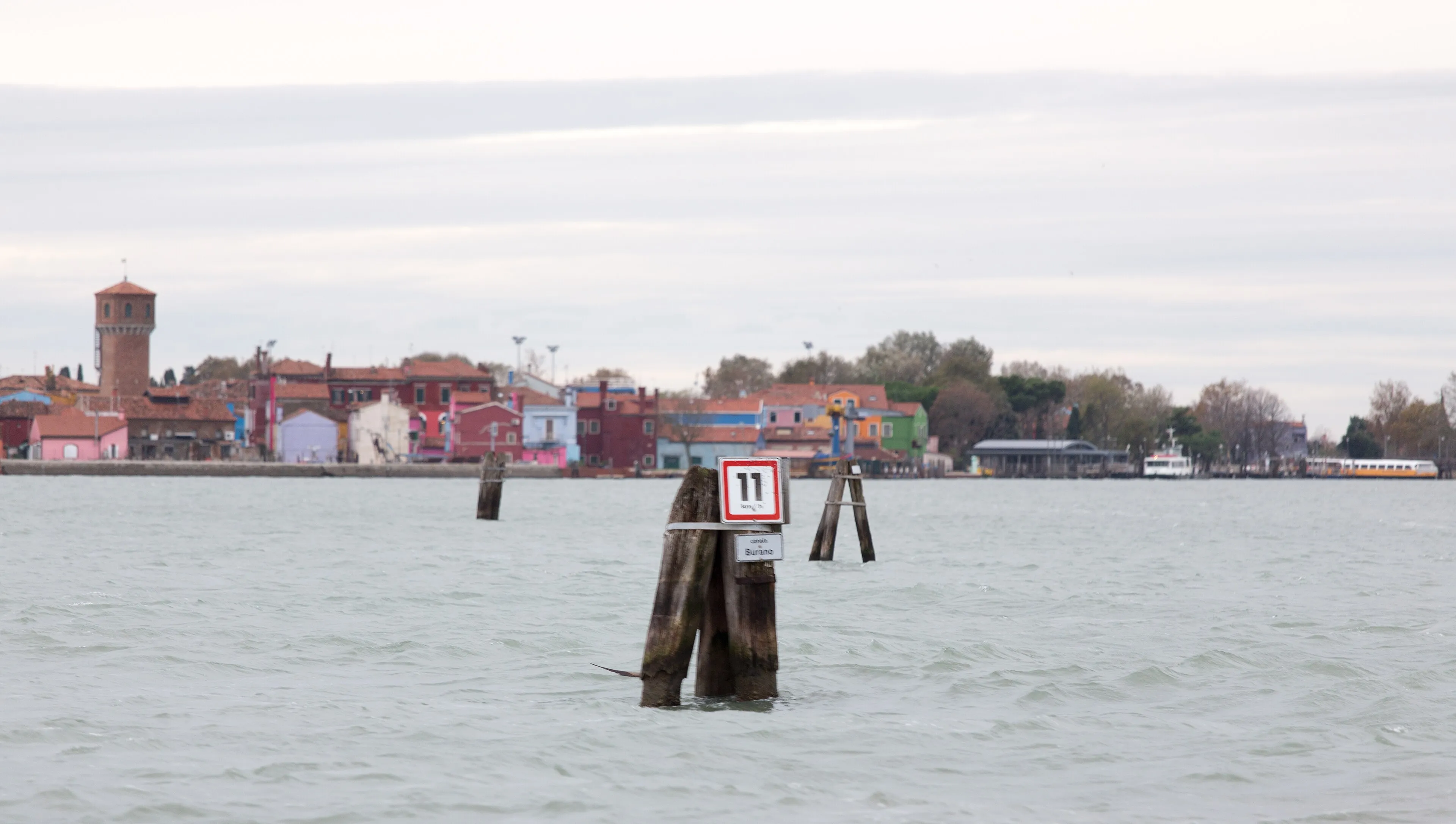 Burano e Mazzorbo: la laguna nord oltre le foto